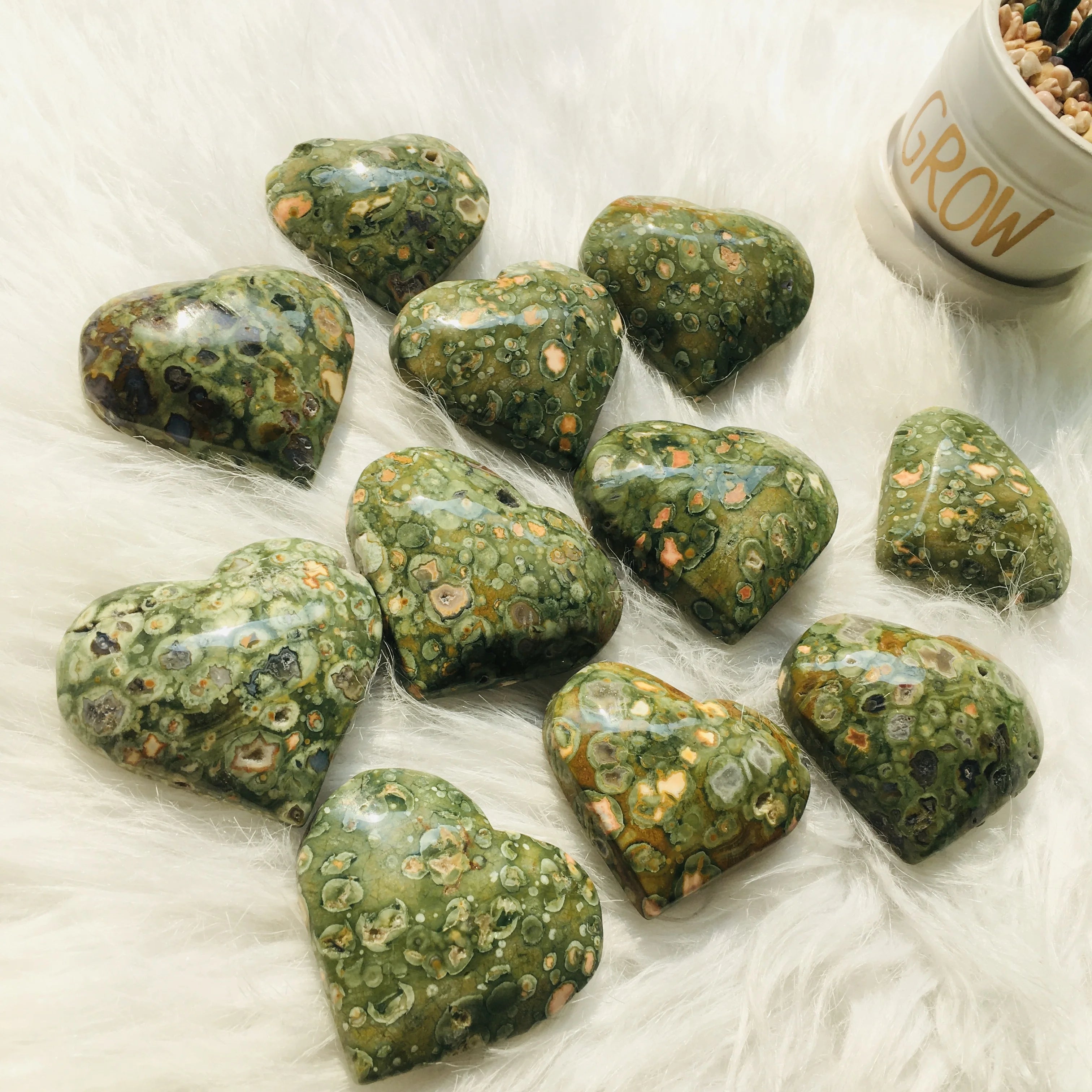 Wholesale Natural Hand Carved Crystal Heart  Healing Rainforest jasper Polar Jade Quartz Heart for Gift