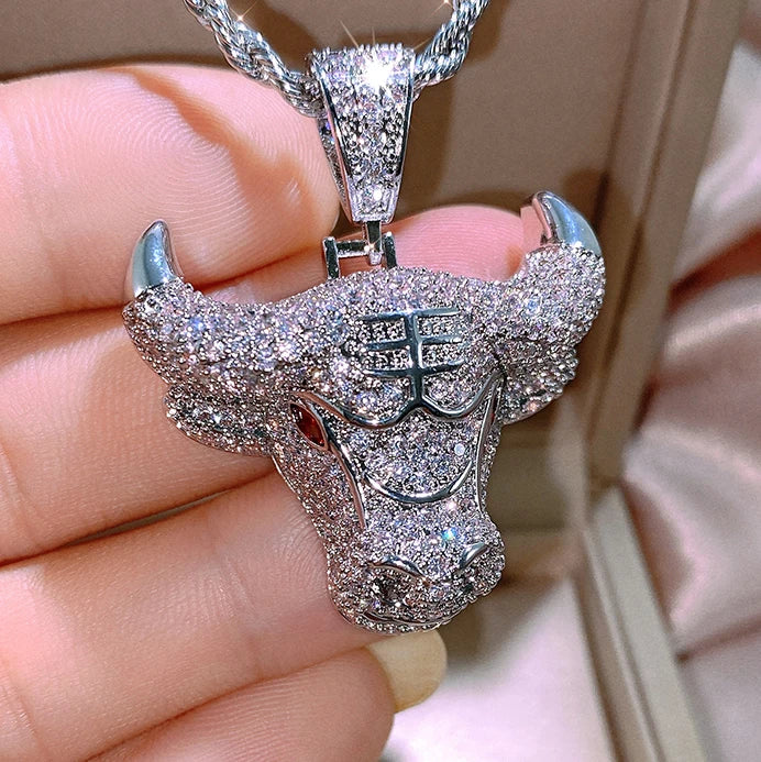CAOSHI Luxury Latest New Year Gifts Cool Red Eyes Bull Zircon Pendant Necklace Men Women Unisex Silver Animal Necklace