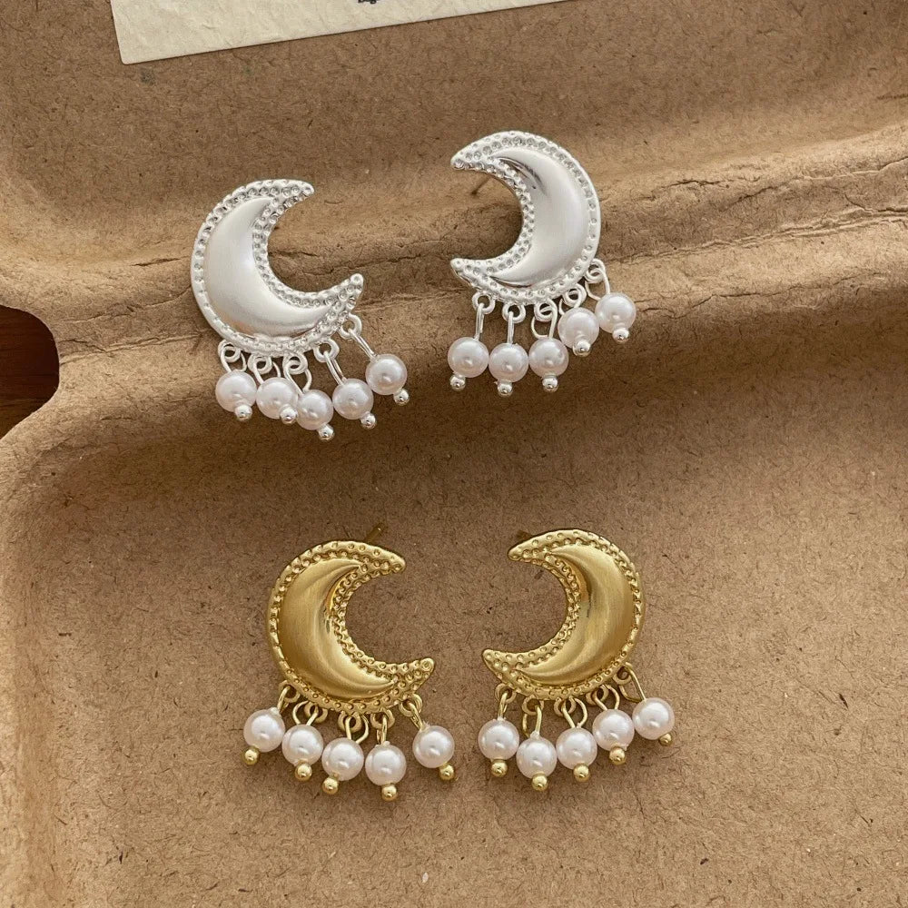 Vintage Moon Shape Pearl Drop Earrings Brass Stud Earring Dangling Tassel Earrings for Ladies