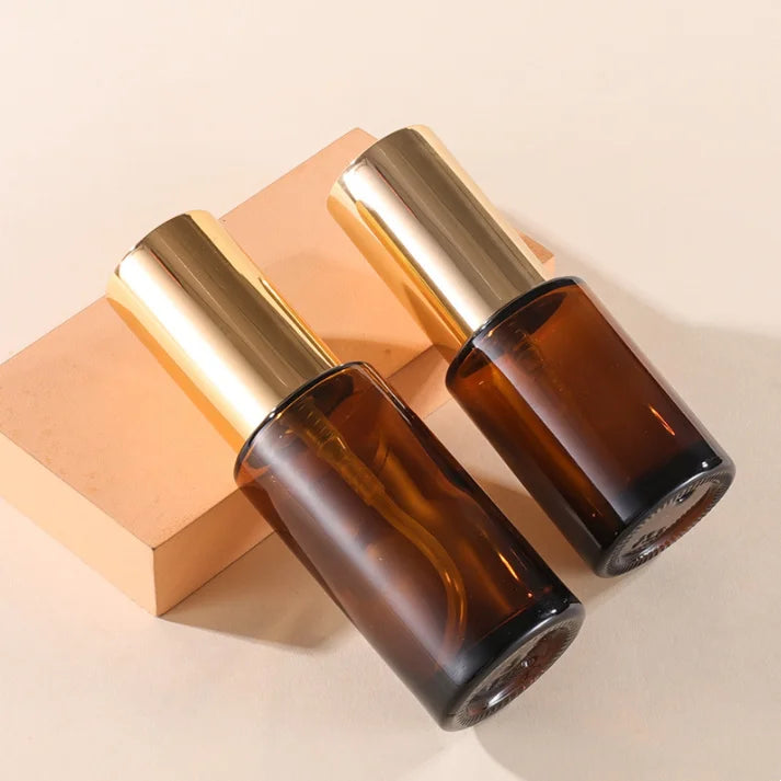 20ml 30ml 60ml 100ml Golden Cover Amber Brown Flat Lotion Spray Pump Glass Bottles Skincare Cosmetic Packaging