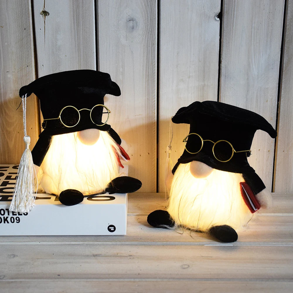 6 Inch Factory Graduation Gifts Dwarf Goblin Fabric Stuffed Small Graduate Gnomes With LED Light for Graduate Students