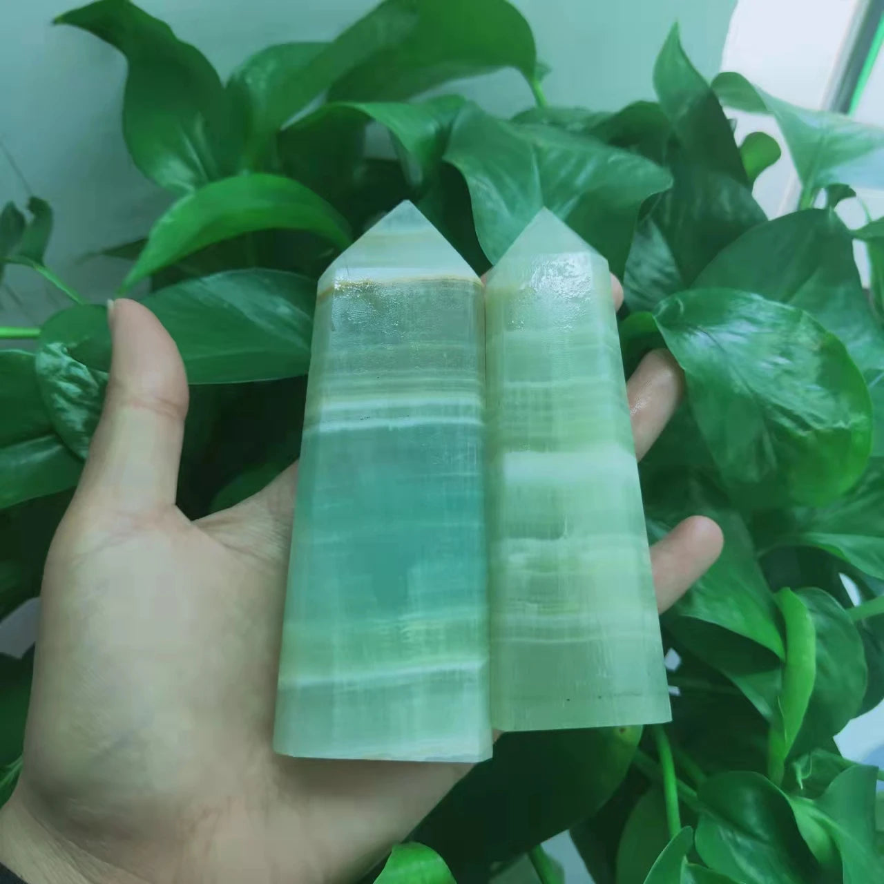 Wholesale Natural Healing Crystal Tower Blue Caribbean Calcite Obelisk Crystal Point for Decoration