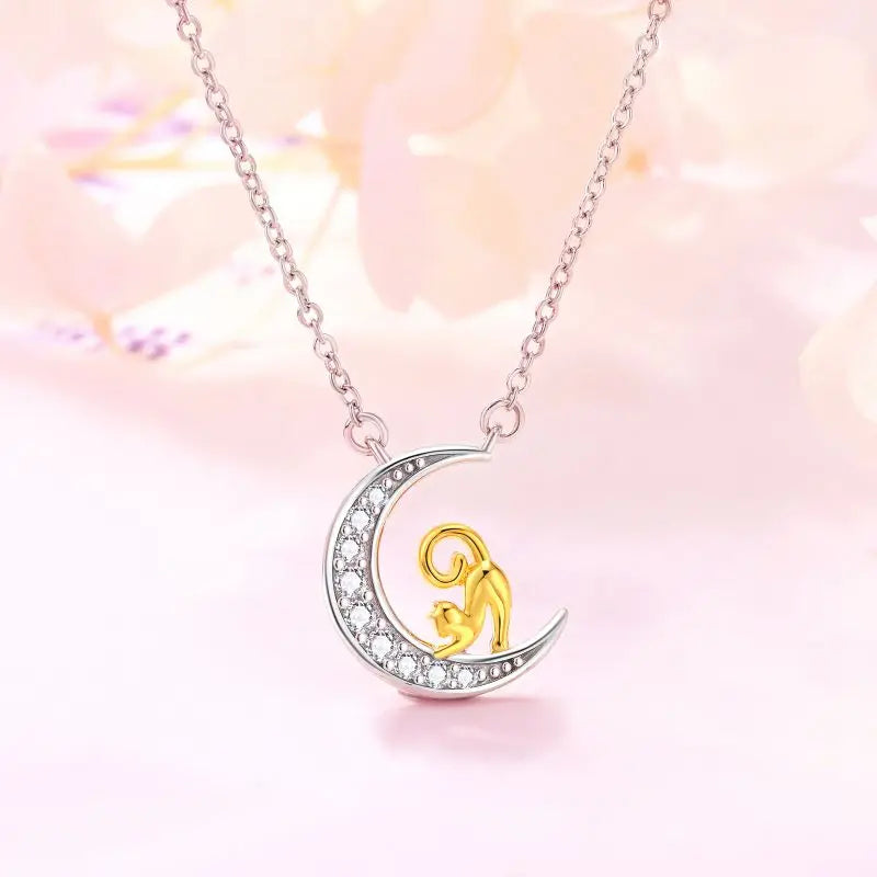 Custom 925 Sterling Silver Half Moon Animal Cat Necklace Pendant Necklace for Gift Woman Jewelry Necklace