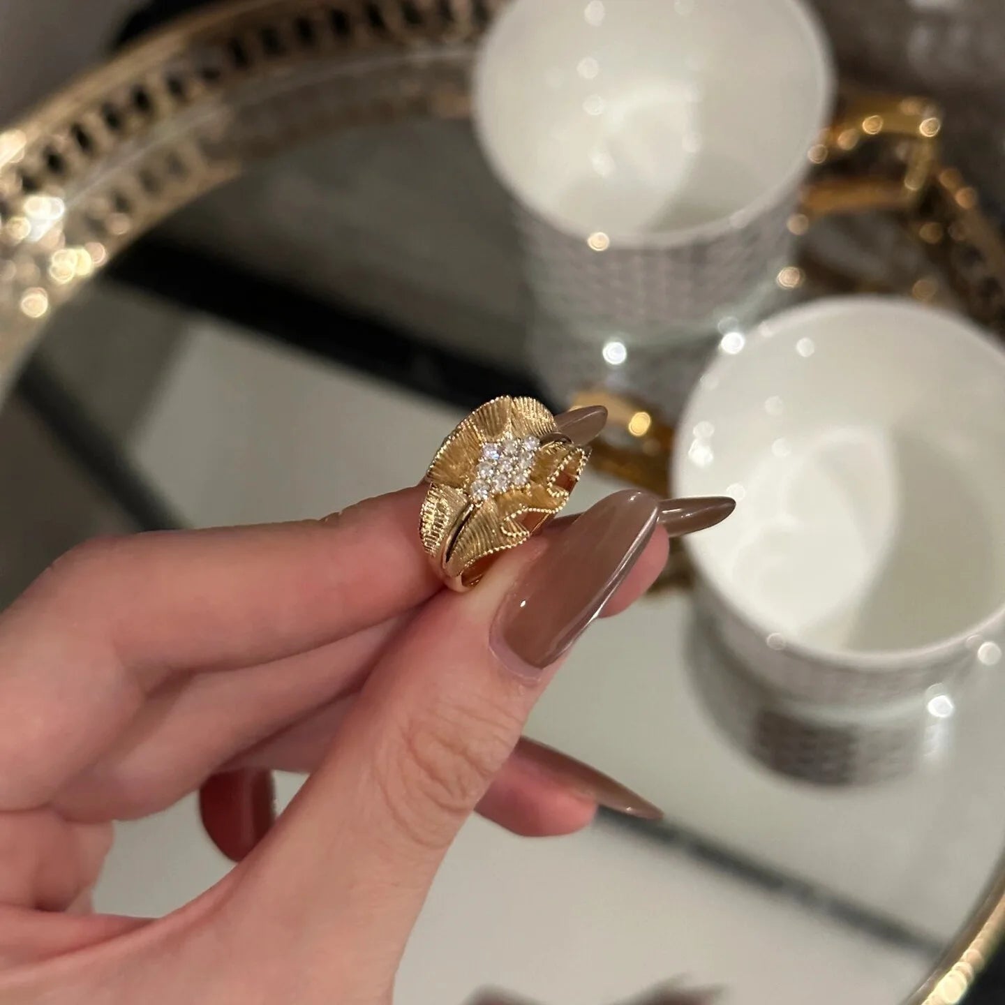 Aimgal Italy Brushed Satin Cocktail Ring Skirt Design 5A Zircon on 18K Gold-Plated S925 Silver Luxury Stacking