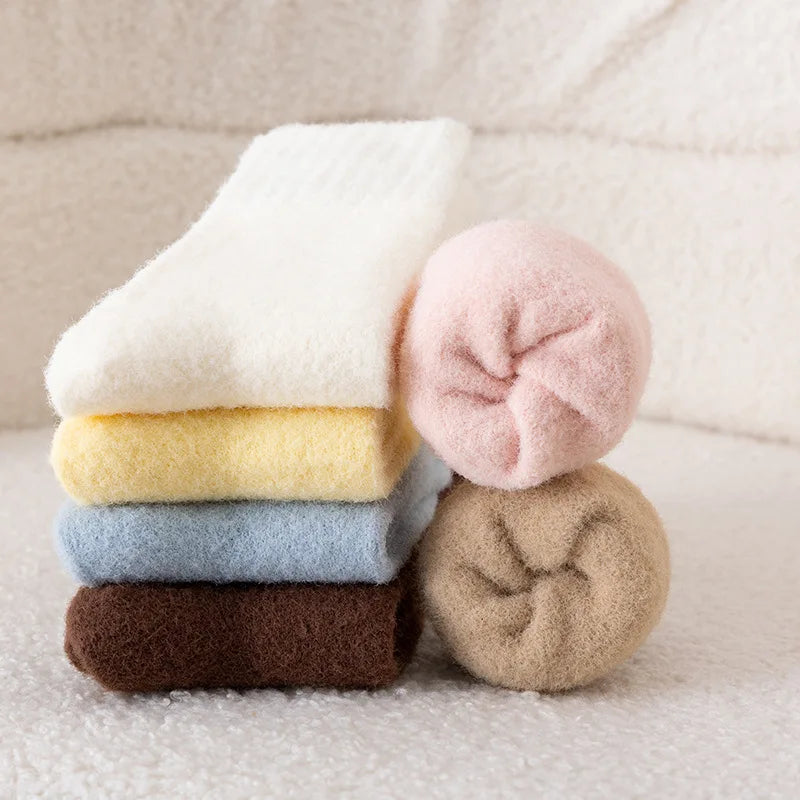 Wholesale Winter Plain Thick Sleep Socks Children Adult Women Comfy Warm Fuzzy Crew Socks for Girls Kids