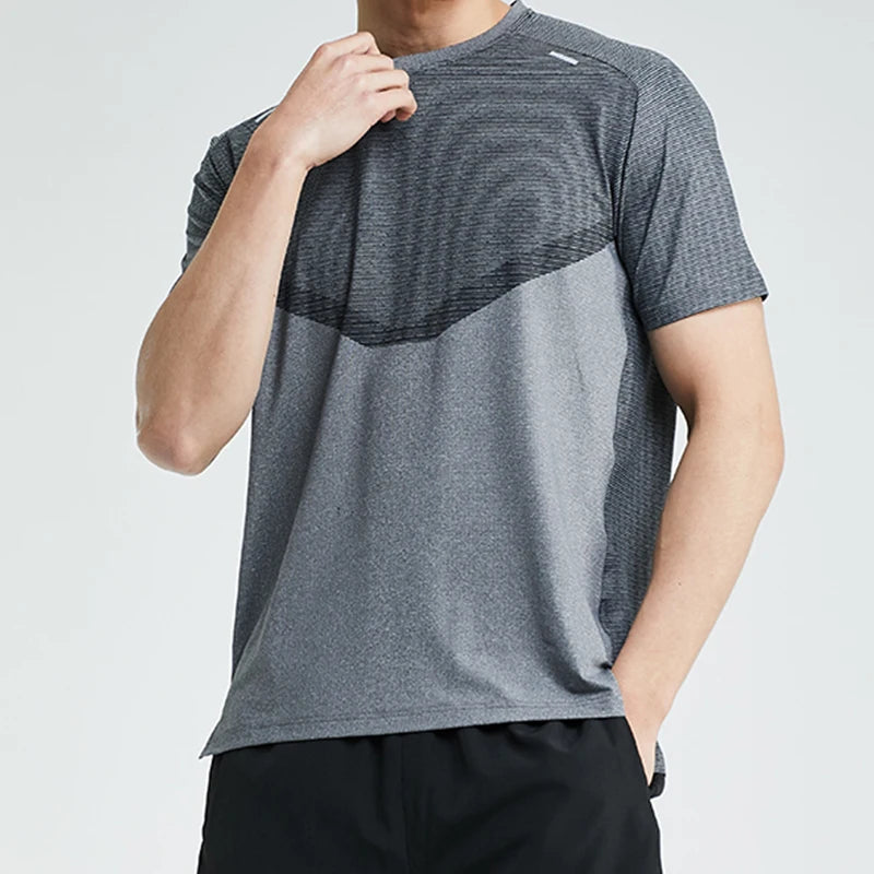Low MOQ Men Athletic Clothing Pattern Design Mens Sportswear Gym T Shirt