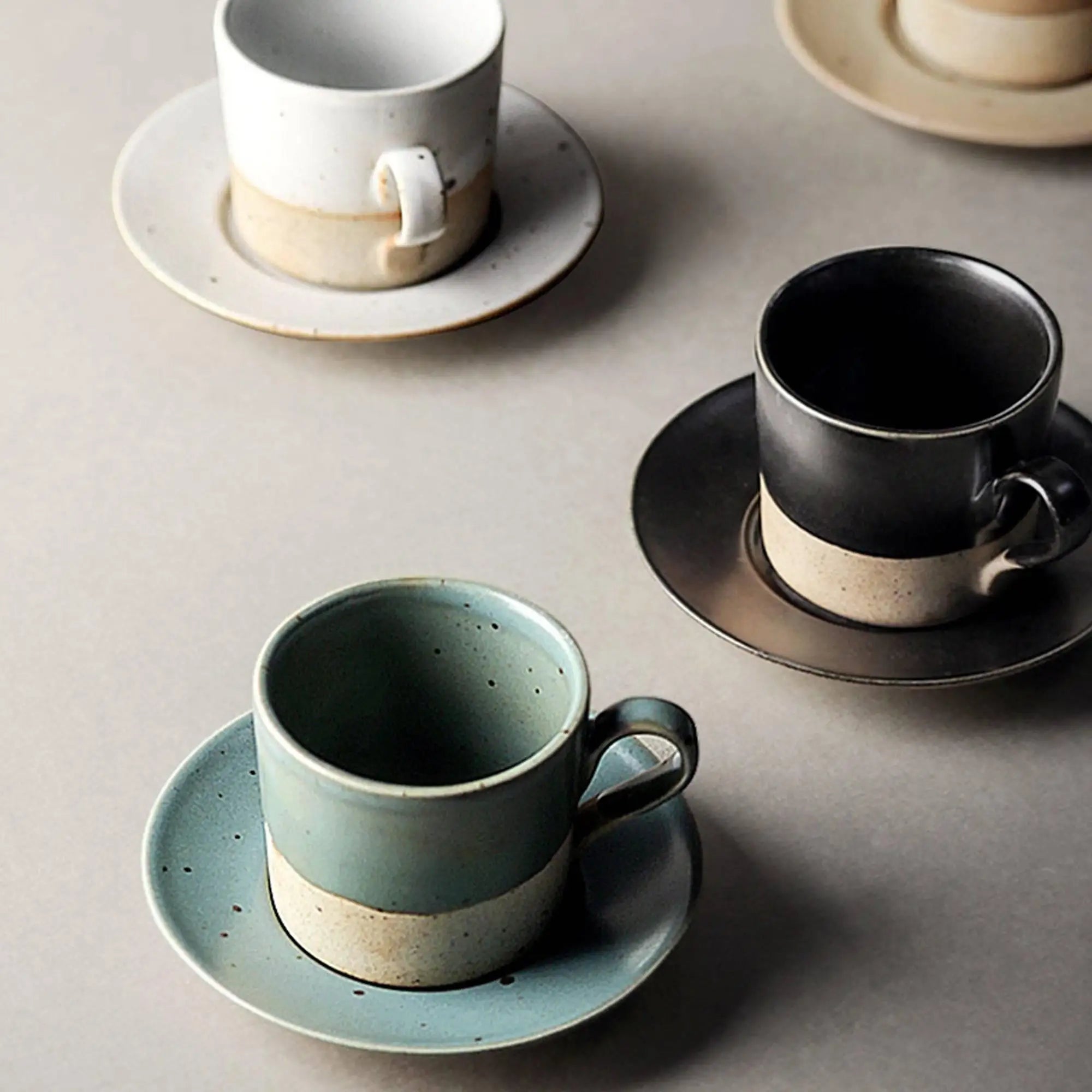 Custom Logo Two-Color Design European Espresso Coffee Cup Set Vintage Retro Cup and Saucer Set