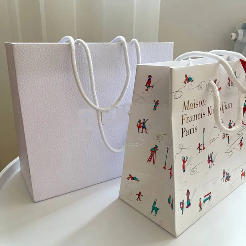 Oem Luxury Gift White Paper Bag Printed With Ribbon Handle Custom Bags With Logo for Shoppingopping