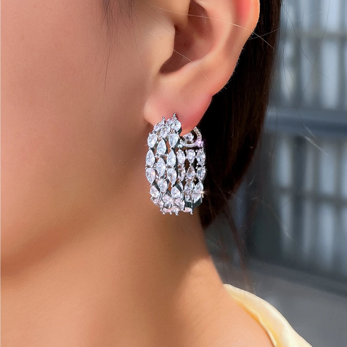 Amazing White Pear Cut Shape Cubic Zirconia Crystal Silver Plated 3 Layer Circle Hoop Earrings for Women Wedding Bridal Jewelry