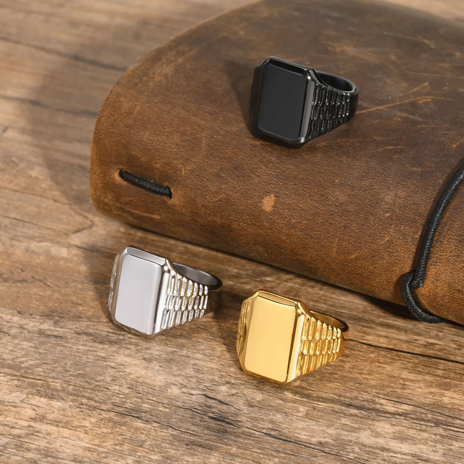High Polished 18K Gold Plating Men's Fashion Trend Stainless Steel Sand Blank Square Ring for Men's Fashion Custom Logo Rings