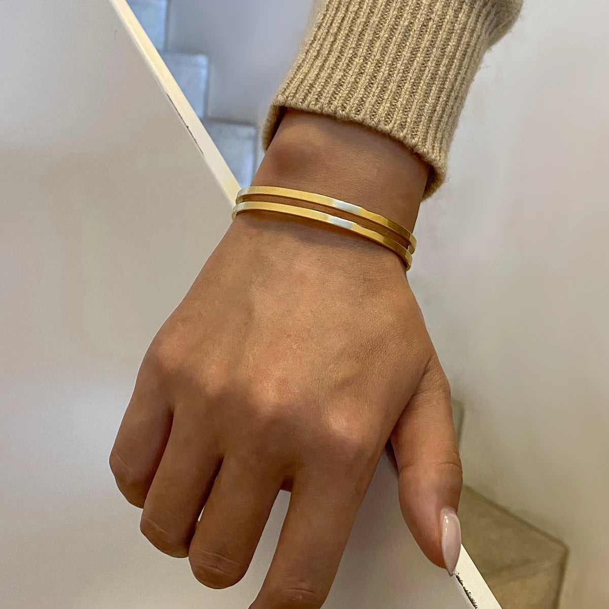 J&D 18k Gold Stainless Steel Minimalist Modern Jewelry Polished Hollow Double-Layered Line Bracelet/Bangle Sleek Fashion