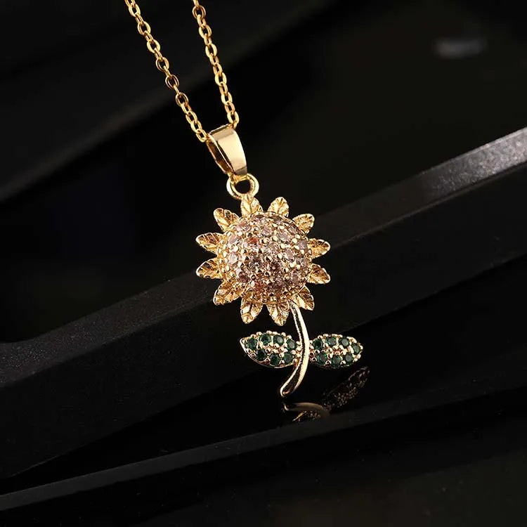 Wholesale Collar Zircon Brass Link Chain Necklace Sunflower Pendant Necklace for Women Jewelry