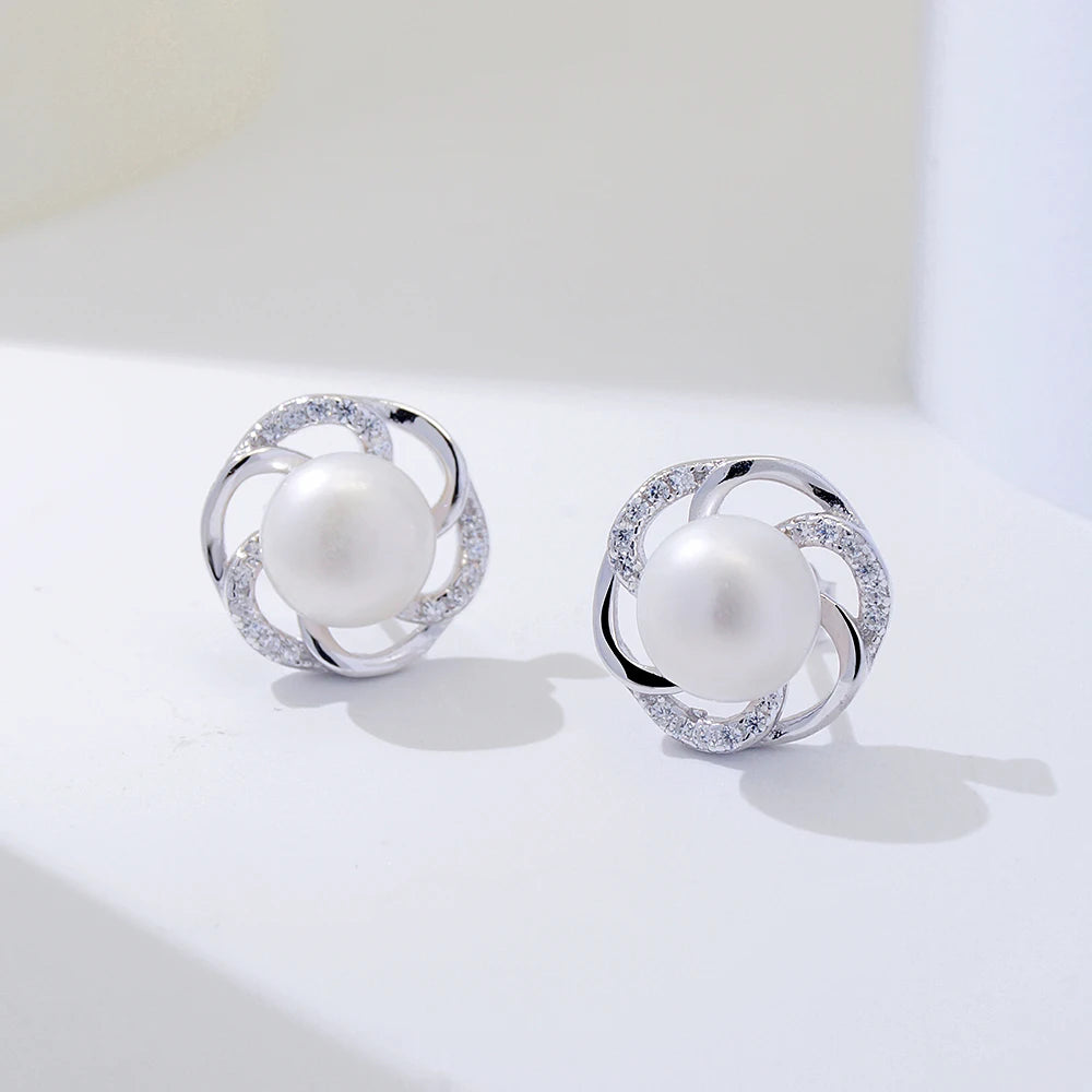 Women's Flower Fine Sterling Silver 925 Manufacturer Stud Earrings Made of Natural Pearls with Silver