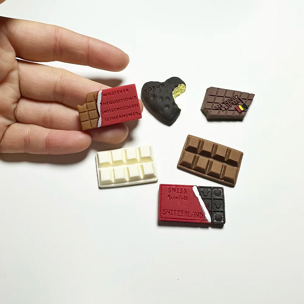 New Arrival Valentine's Day Lover Gift Decorative Chocolate Design Flat Back Resin Charms for Diy Accessory