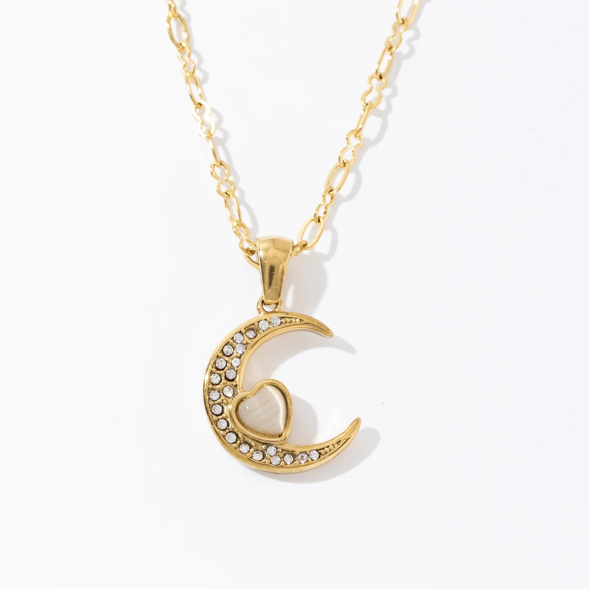 Hot Selling Luxury Gift 18K Gold Stainless Steel Retro White Zircon Moon Heart Shell Pendant Necklace