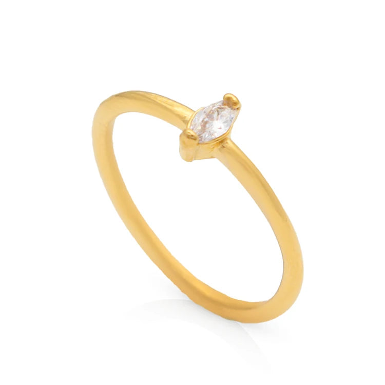 Chris April 316L Stainless Steel Solitaire Zircon Ring 18k Pinky Gold Ring Woman Jewelry