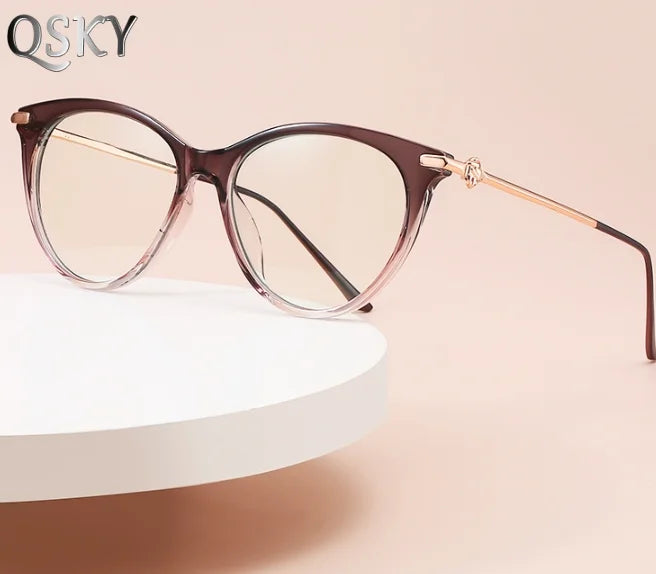 2025 High Quality Tr90 Frame Classic Oculos Designer Clear Fashion Women Glasses Women Metal Cat Eye Eyeglasses Online Shopping