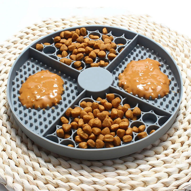 Wholesale Silicone Slow Feeding Pet Dog Licking Pad Multicolor Rounded Outdoor Bowl with Suction Cups