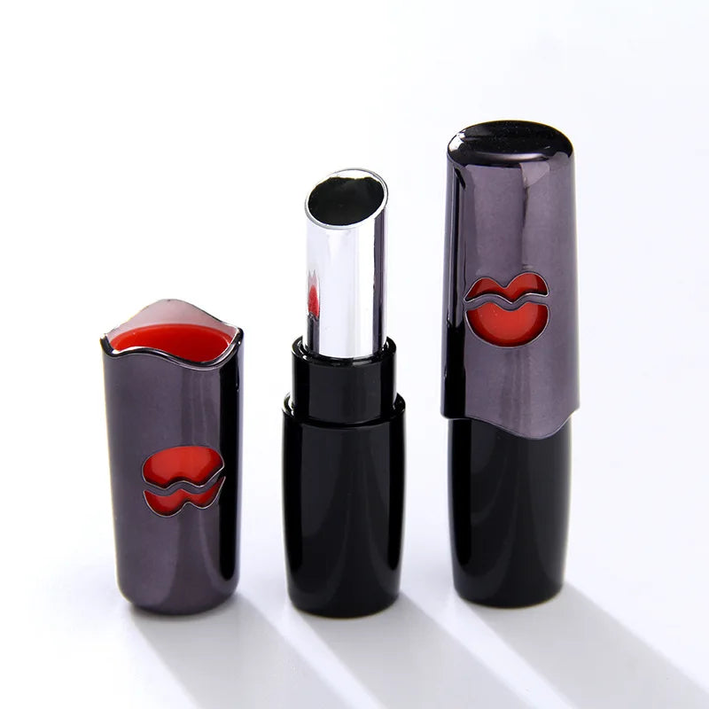 Yueshunxing Wholesale Custom Top Grade Unique Lip Shape Plastic Lipstick Lip Balm Empty Containers