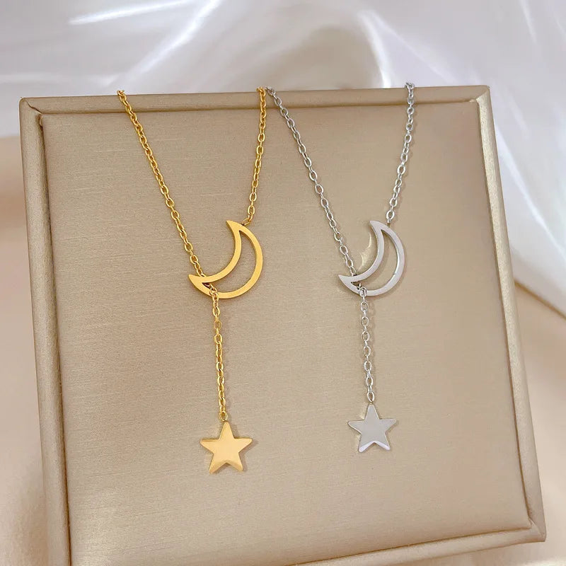 Trendy Minimalist 18k Gold Plated Hollow Moon Necklace Stainless Steel Moon Star Necklace for Women Girls Jewelry