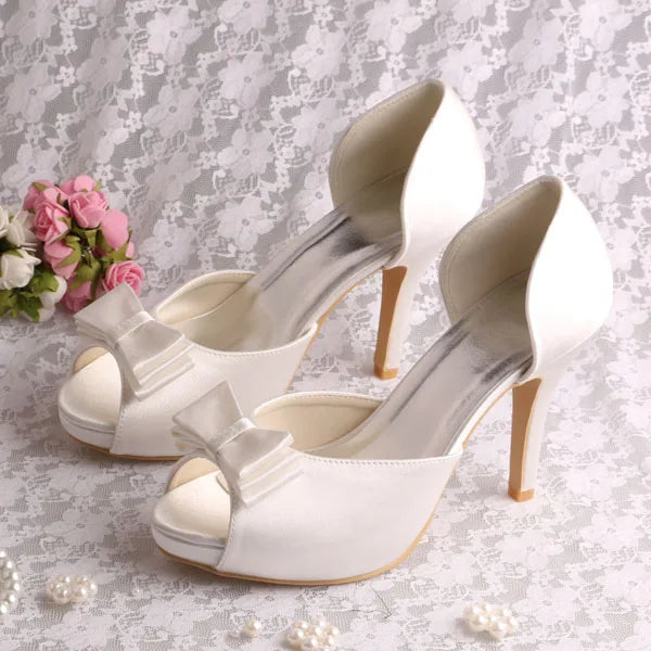Ladies Wedding Shoes and Bag to Match