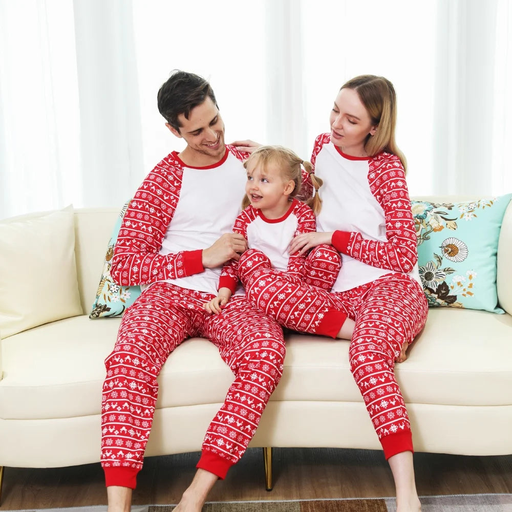 Wholesale RTS Custom Long Sleeve Cartoon Print Christmas Couple Pajamas Family Female Loungewear Christmas Pyjamas Family