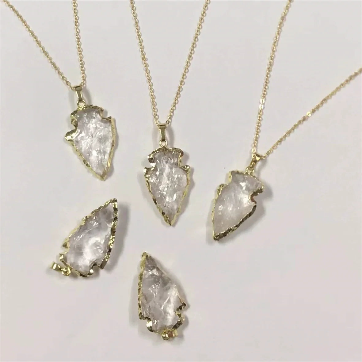 WT-N1330 Super Hot Sales Natural Raw Crystal Quartz Arrowhead Pendant Necklace Women Hammer Quartz Stone Necklace