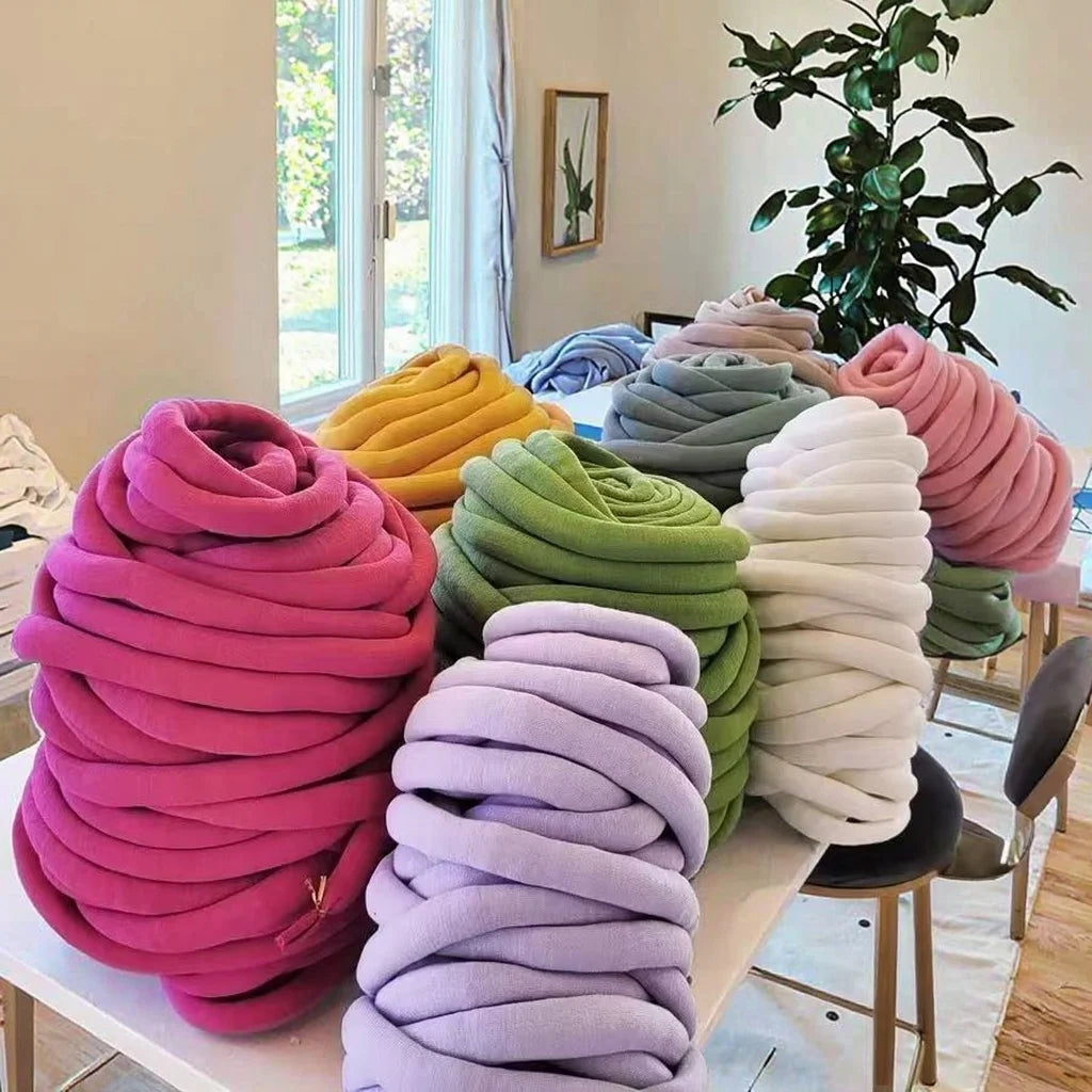 Wholesale 1kg Roll 5cm Hand Woven Knitting Blanket Yarn Roving Core Filling Tube Chunky Yarn for Blanket Cushion Weaving