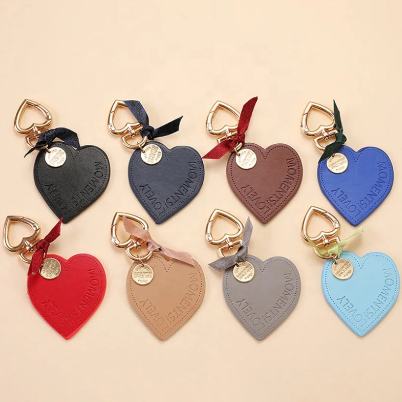 2022 Women Cute PU Leather Heart Keychain Car Key Holder Metal Plated Key Ring Purse Charm Bag Accessories Bag Pendant Ornament