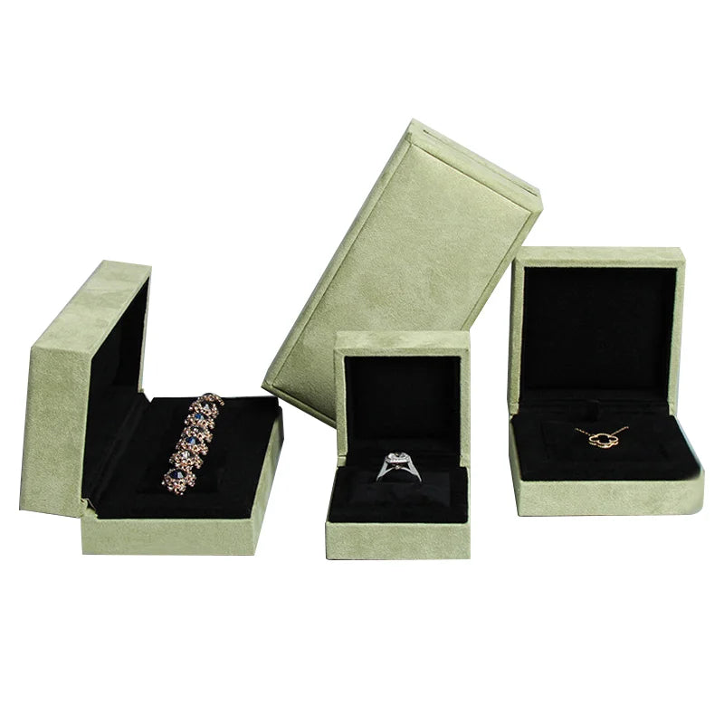 Brand Designer Rectangular Suede Jewelry Storage Box Premium Fashion Bracelet Ring Necklace Gift Box with Paper Sleeve