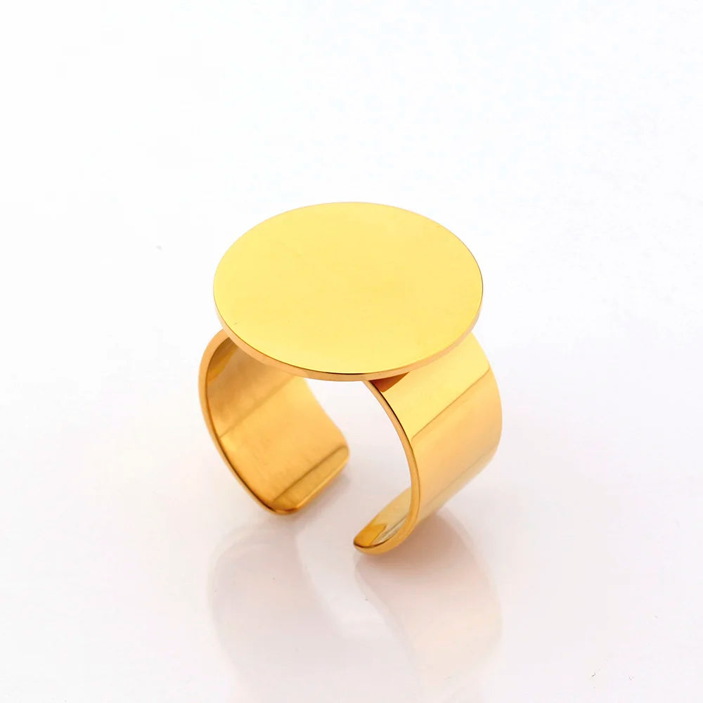 Trendy Resizable Gold Stainless Steel Rings 18K Gold Plating for Wedding Engagement or Party Craft Sale