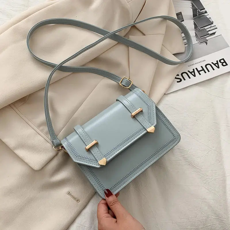 Women's Waterproof PU Handbag Crossbody Shoulder Bag with Chain Decoration Cover Closure Type