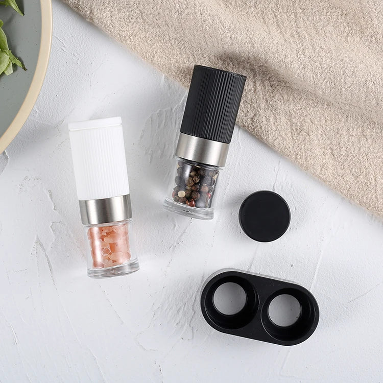 Outdoor Mini Portable Spice and Herb Mills Salt and Pepper Grinder Set