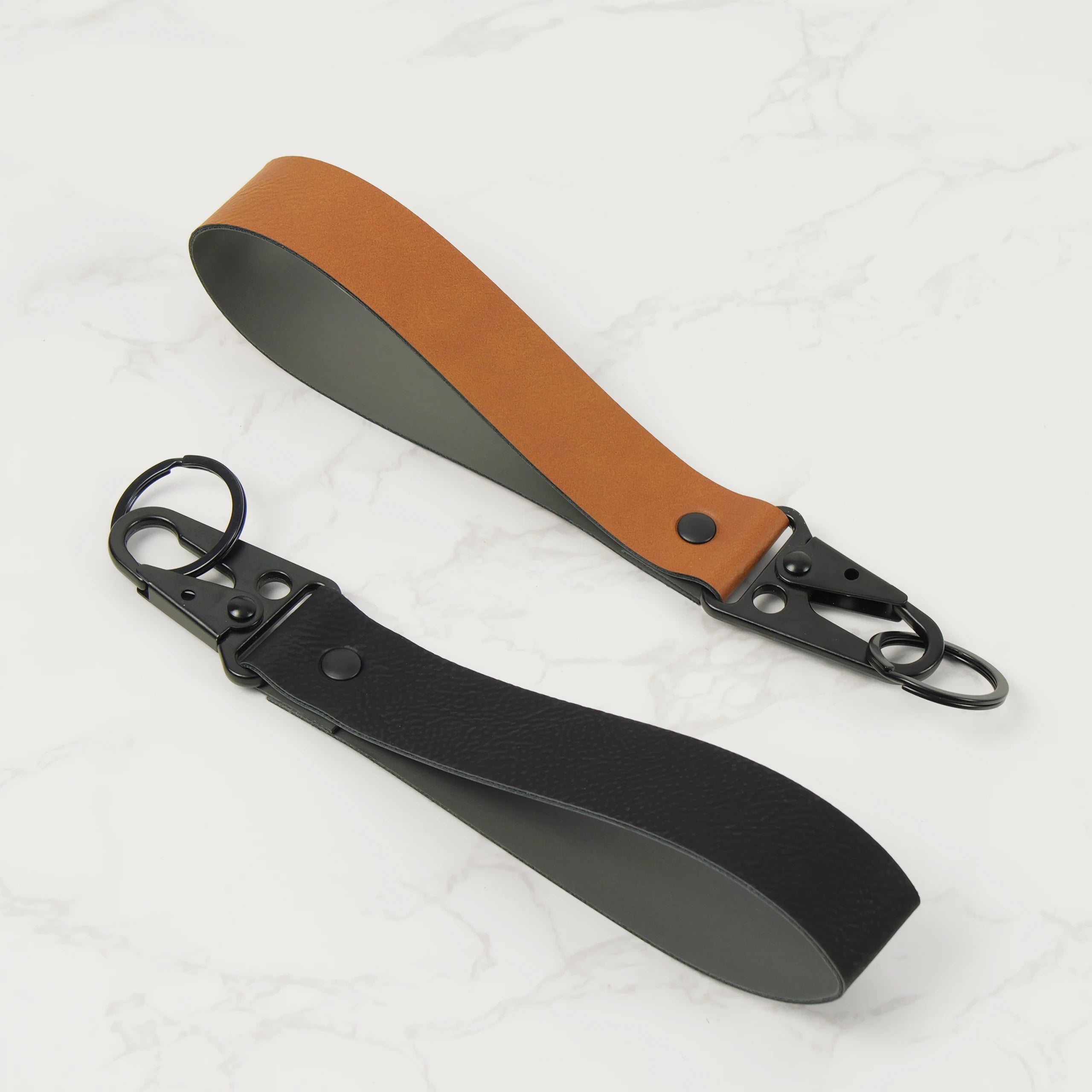 Custom Logo Pu Laser Engraved Leather Key Neck Strap Short Key Chain Hand Wrist Laserable Leatherette Keychain