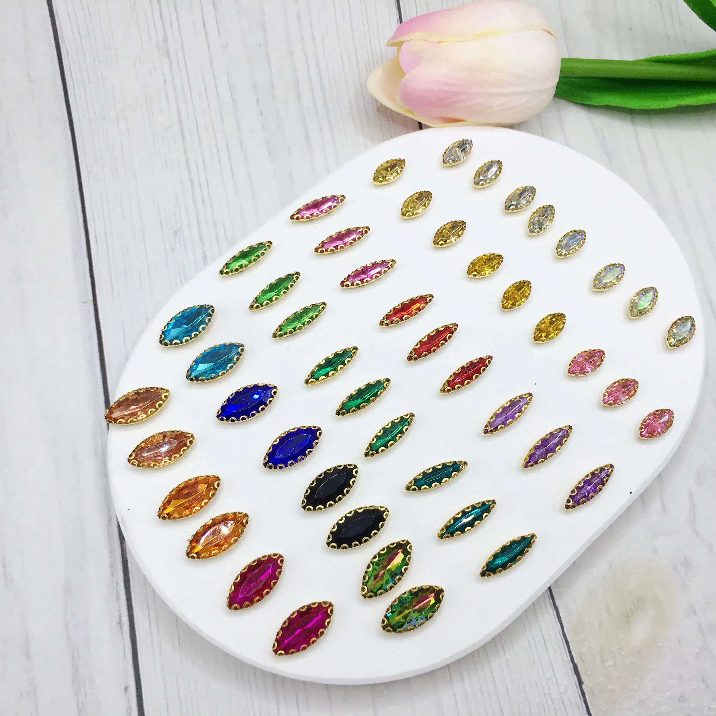 SINONG Multicolor Acrylic Flatback Rhinestones Shoe Bag/Garment Accessories Eye Claw Inlaid Sew-on Various Sizes 5*10/4*15/7*15