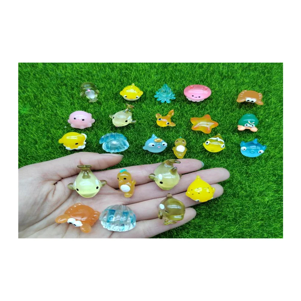 Assorted of Sea Animal 3D Resin Craft Transparent Crab Seahorse Figurines for Key Chain Dangles Pen Decorations