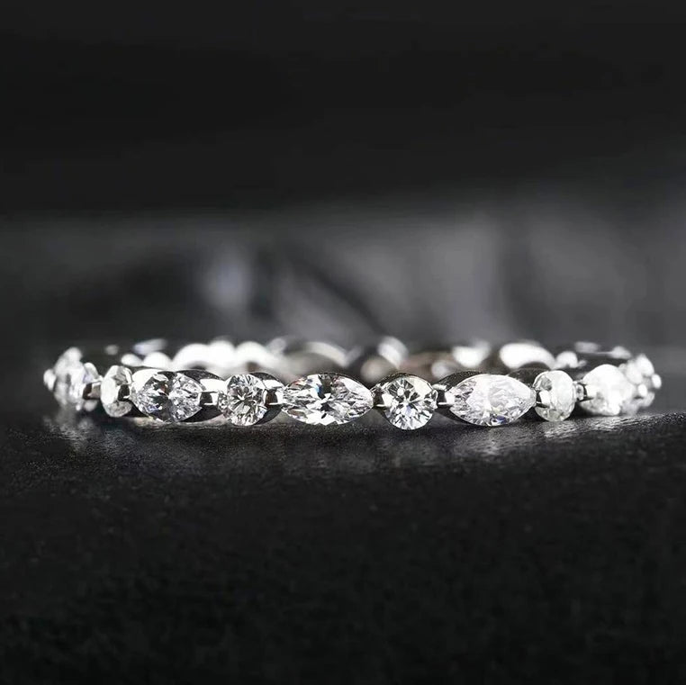 CAOSHI Wholesale Hot Selling Contracted Style Marquise Cut Cubic Zirconia Small Finger Rings for Party Silver Plated Rings Women