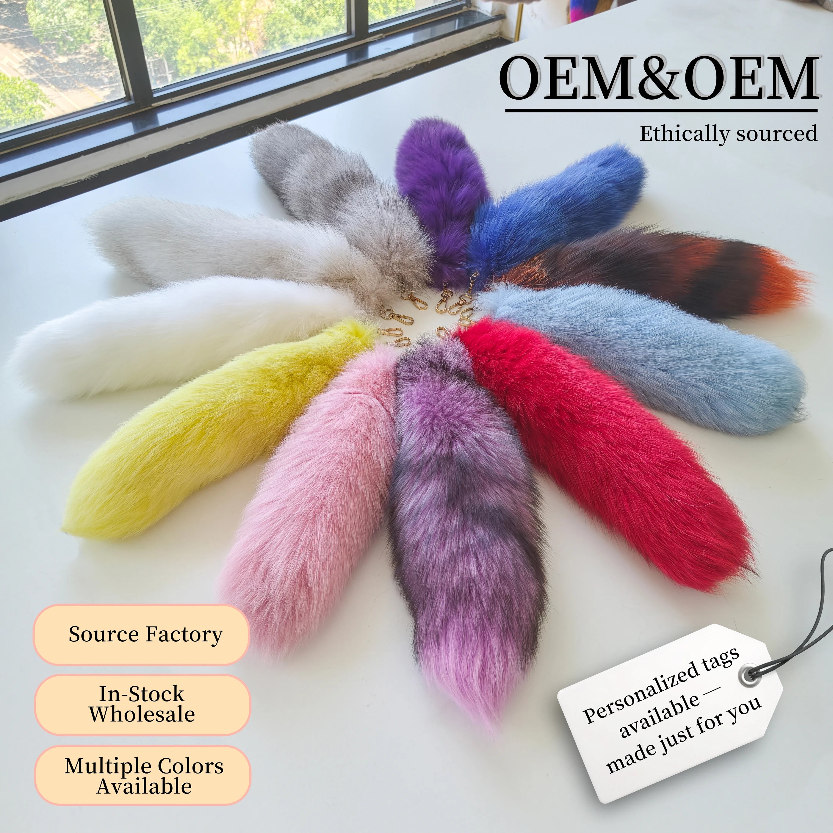 Wholesale Custom Dyed Real Fox Fur Tail Keychain 40cm Fluffy Animal Cosplay Tails Bag Charm Bulk OEM for Small Business
