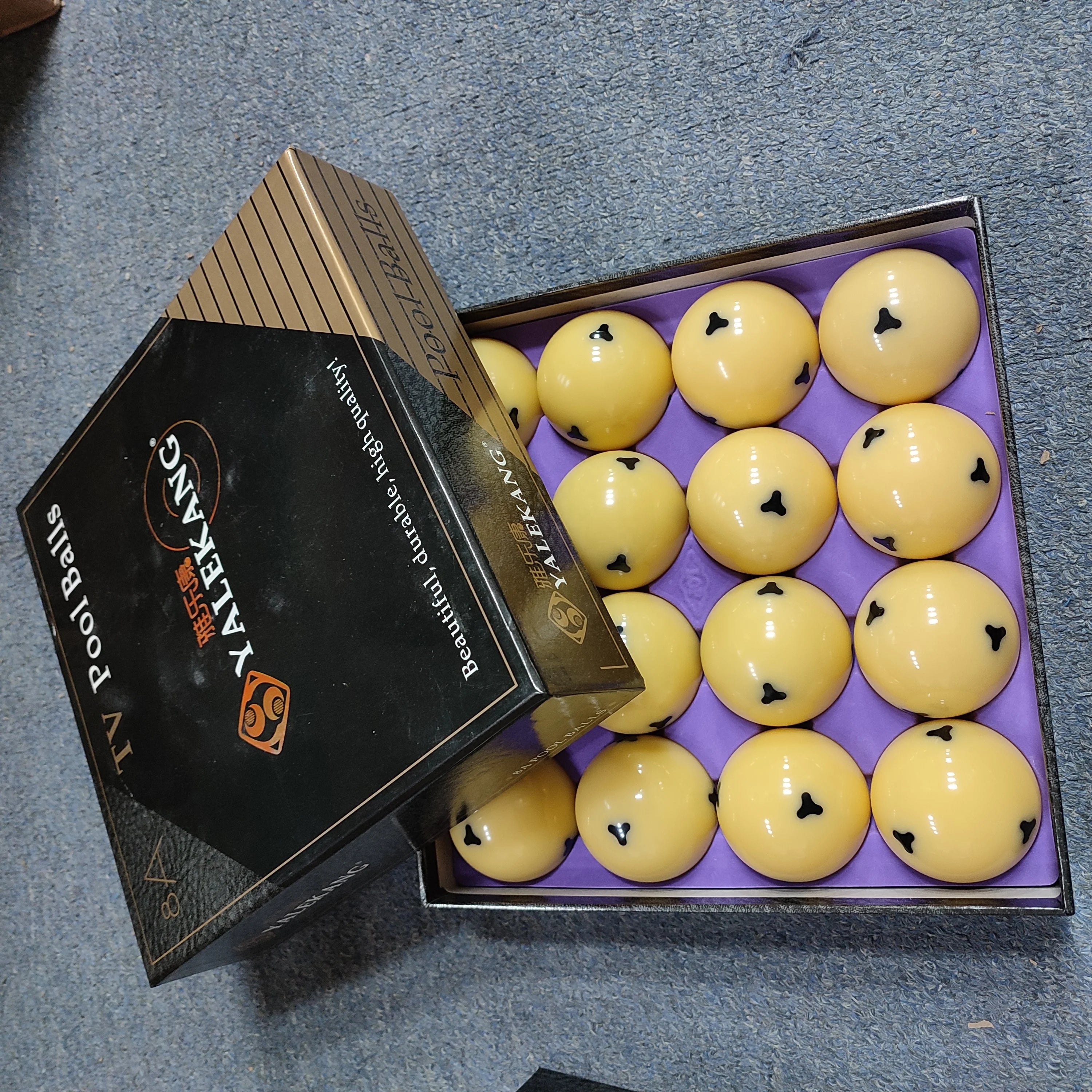 New Superior Billiard Cue Ball 2-1/4" Box of 16PCS  White Ball with 6 Black Dot Cue Ball for Club Pool Table Game