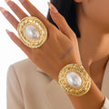 Exaggerated Big Inlay Imitated Pearl Ring Bracelet Set Jewel for Women Elegant Ladies Cuff Bracelets Accessories Fashion Jewelry
