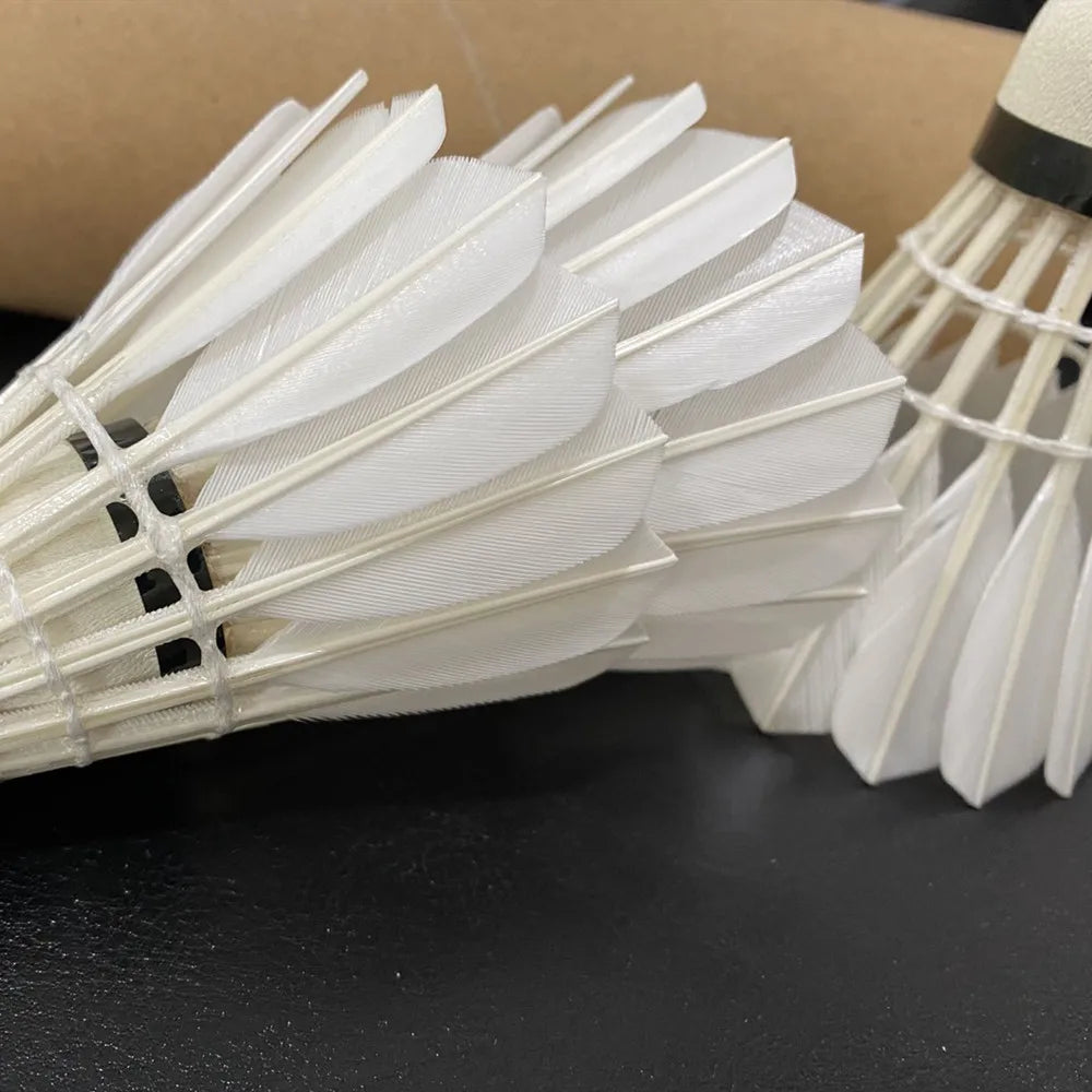 Lingmei 80 Goose Feather Badminton Shuttlecock for International Tournament