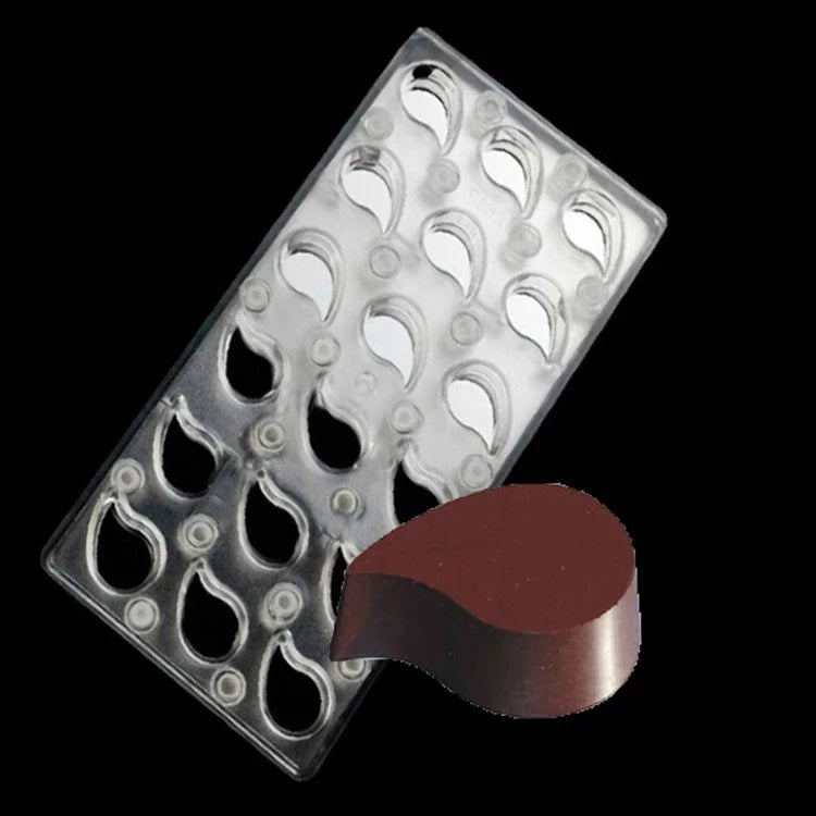 Custom Chocolate Mold Polycarbonate Crescent Shape Magnetic Stainless Steel Transfer Plate Chocolate Mold MegaBDM