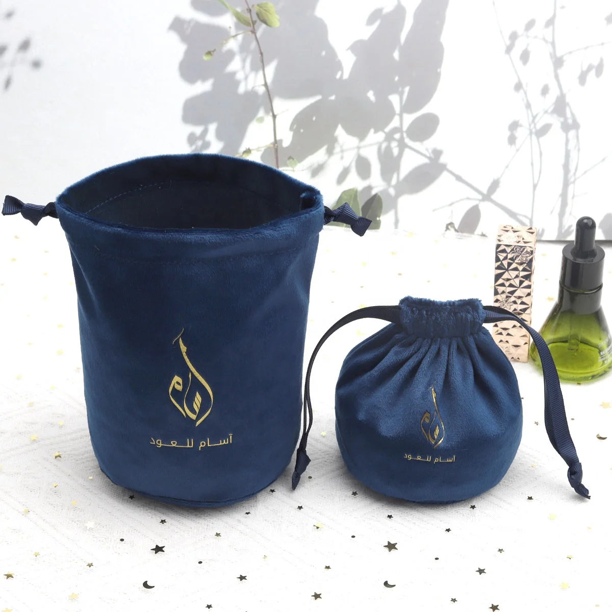 Custom Logo Printing Round Bottom Velvet Drawstring Bag Gift Cup Cosmetic Pouch Dust Luxury Velvet Candle Bag