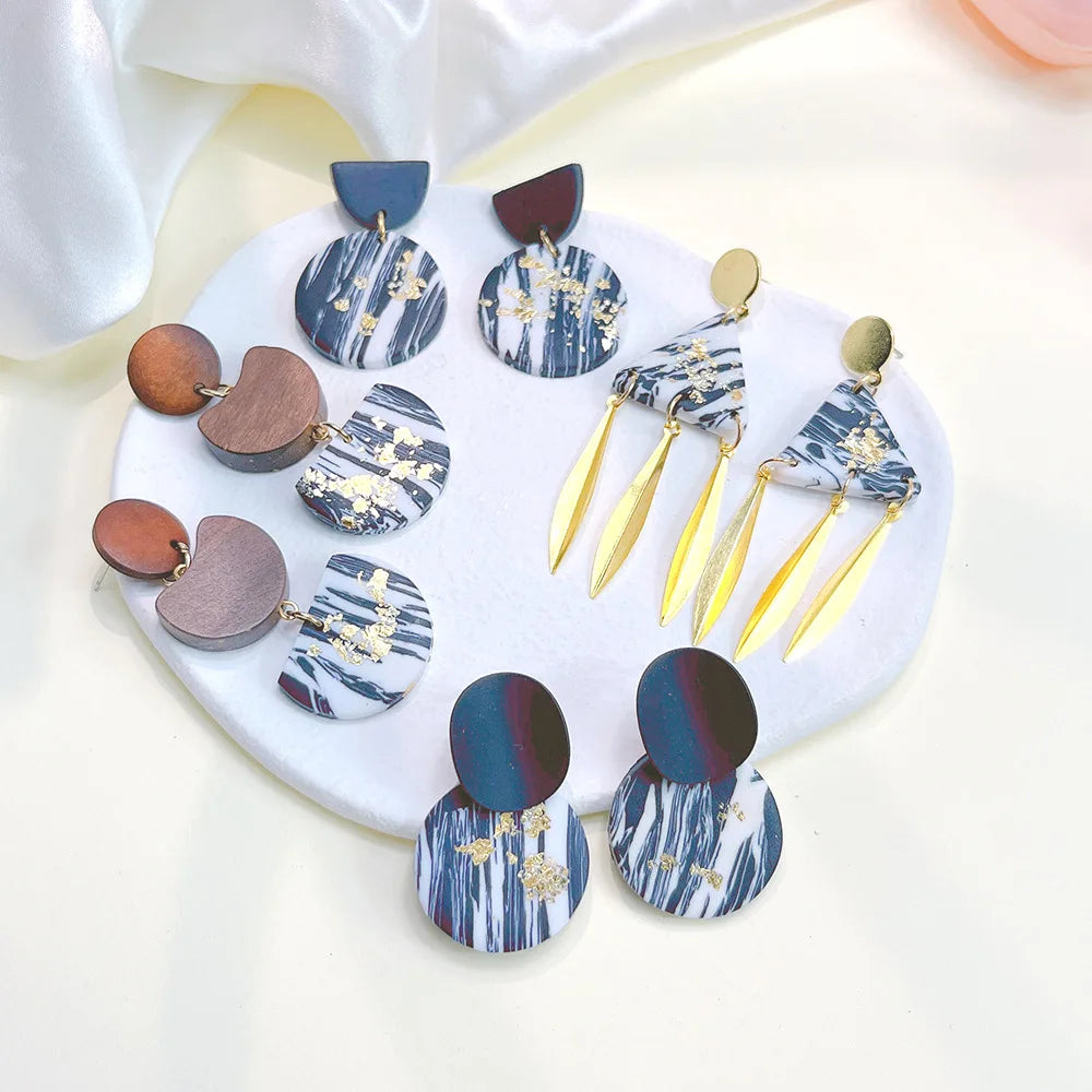 2025 Fashion Design Drop Earrings Simple Gold Foil Fringe Earrings Versatile Geometric Clay Earrings for Women