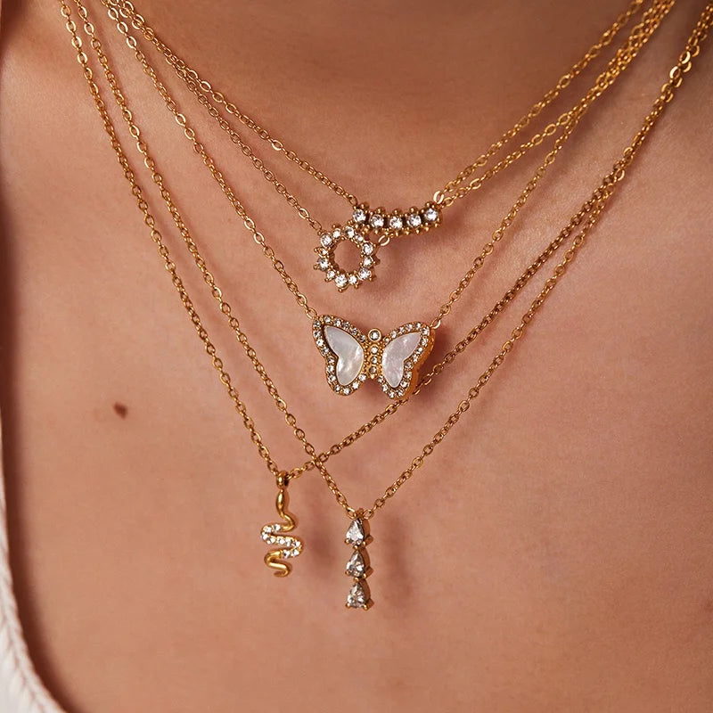 Minimalist 18k Gold Plated Stainless Steel Butterfly Snake Charm Pendant Necklace Shiny Cubic Zirconia Necklace for Women