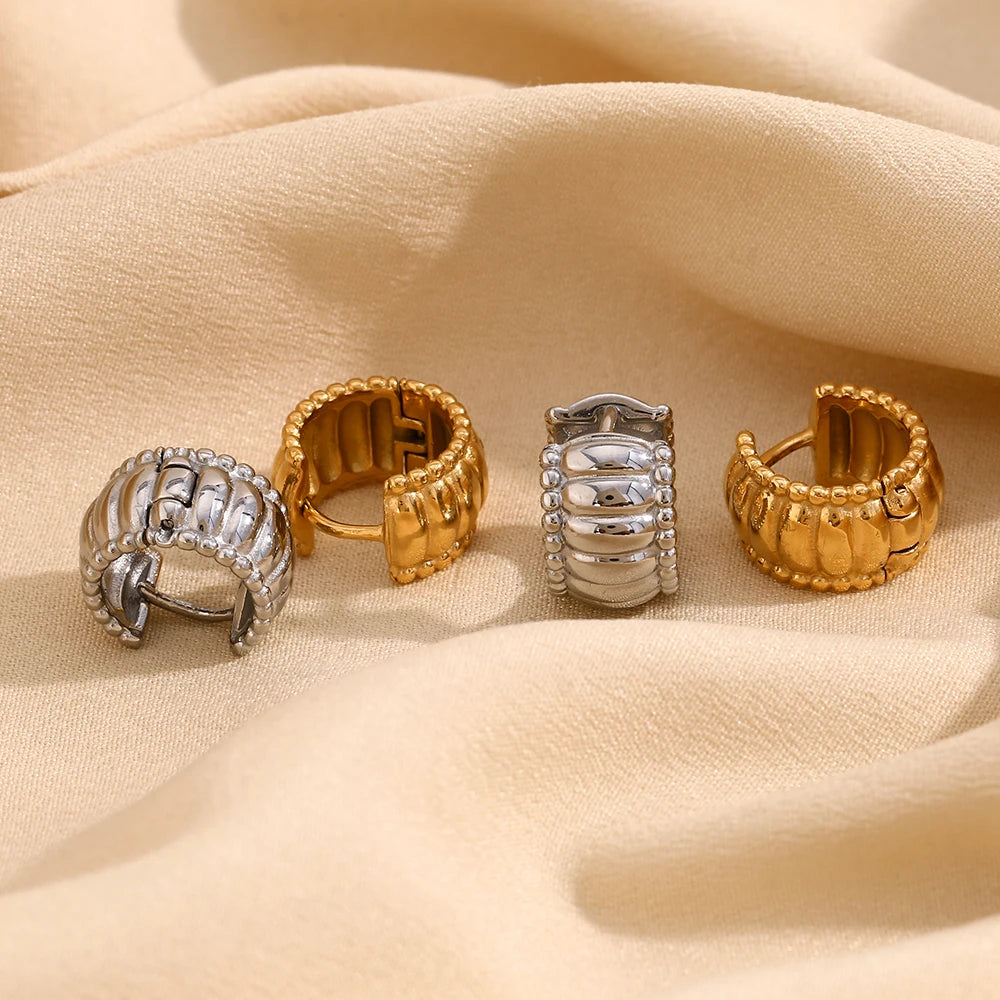 Dreamshow Fashion Jewelry Earrings Bead Huggie Earrings 18k Gold Plated Jewelry Stainless Steel Jewelry