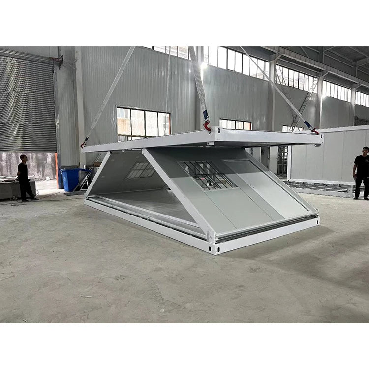China's Easy-to-Assemble Z-Shaped Foldable Container House Mobile Accommodation for Living Hotels and Offices