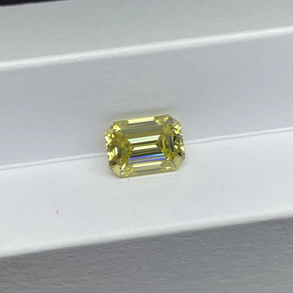 Vivid Yellow Emeral Cut Moissanite Diamond 6x8mm 8x10mm 2ct 4ct VVS1 Emerald Cut Moissanite