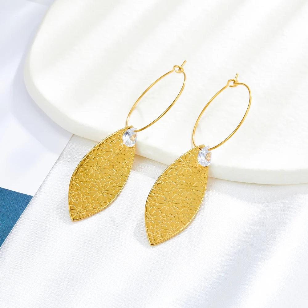 Latest Design Earrings Factory Custom Women Wedding Glamour Jewelry Leaf Earrings Trend 18k Gold Plated Leaf Hoop Earrings