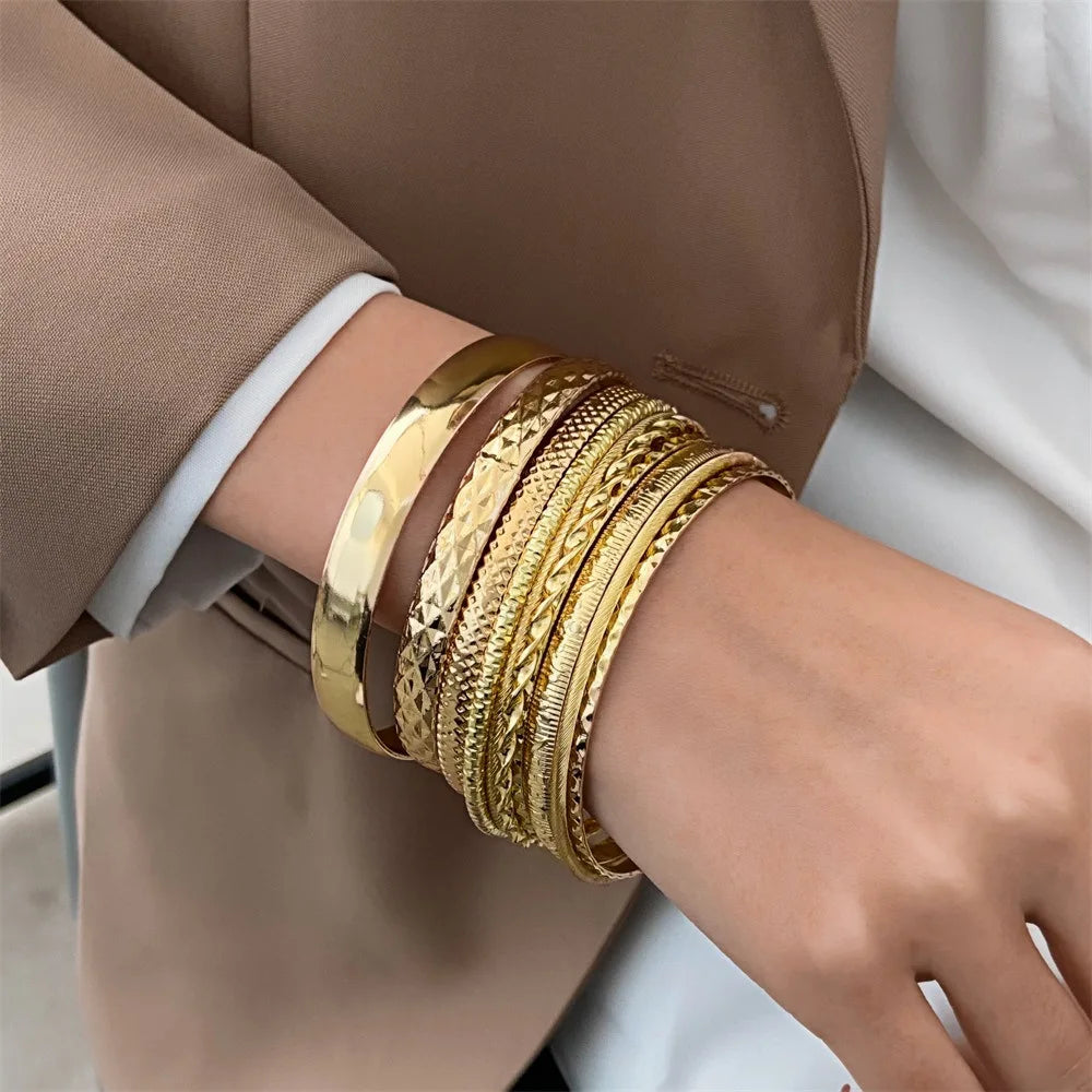 Women's Fashionable Alloy Ethnic Style Retro Wide Bracelets Set Fashionable Retro Style Bangles